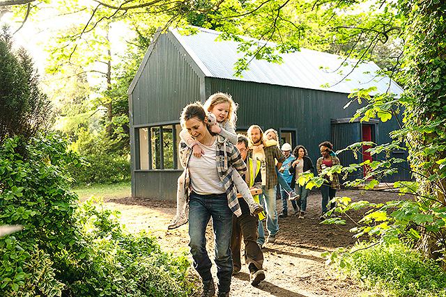 Movix日吉津 期間限定上映シネマセレクション Br 映画 きかんしゃトーマス おいでよ 未来の発明ショー Br サンドラの小さな家 ガールズ パンツァー 最終章 第３話 Br ファーザー ザ スイッチ Movix日吉津